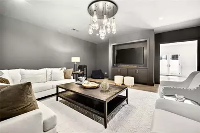 4855 Kitty Hawk Drive, Atlanta, GA 30342 - Photo 32