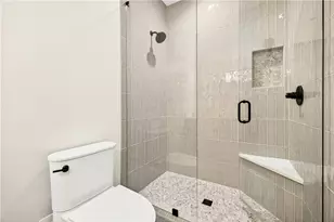 4855 Kitty Hawk Dr, Atlanta, GA 30342 - Photo 38