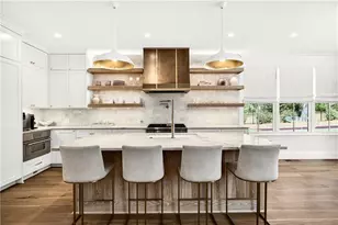 4855 Kitty Hawk Dr, Atlanta, GA 30342 - Photo 12