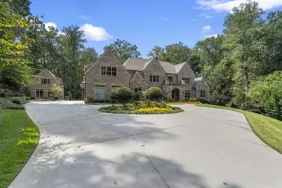 439 Tara Trail, Sandy Springs, GA 30327 - Photo 4