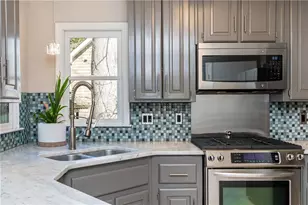 11190 Surrey Park Trail, Johns Creek, GA 30097 - Photo 22