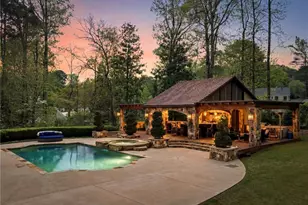 820 Heards Ferry Rd, Atlanta, GA 30328 - Photo 6