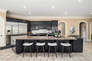 820 Heards Ferry Rd, Atlanta, GA 30328 - Photo 22