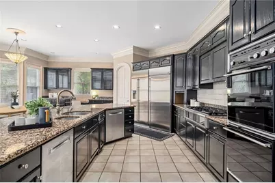 820 Heards Ferry Road, Atlanta, GA 30328 - Photo 24