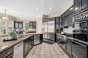 820 Heards Ferry Rd, Atlanta, GA 30328 - Photo 24