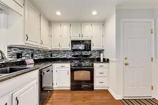 718 Players Ct, Woodstock, GA 30189 - Photo 10