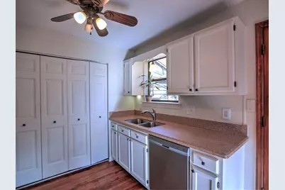 862 Bonnie Glen Drive SE, Marietta, GA 30067 - Photo 12