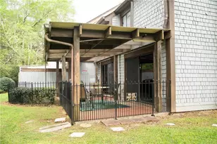 77 Willowick Dr, Lithonia, GA 30038 - Photo 18