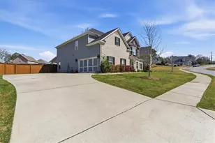 3054 Mountain Shadow Way, Marietta, GA 30064 - Photo 4