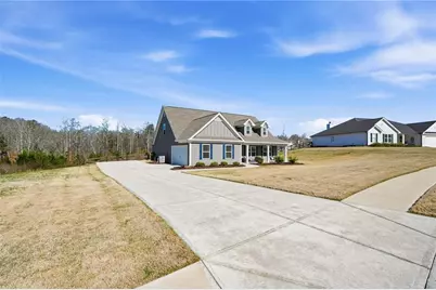 511 Grand Oaks Avenue, Bethlehem, GA 30620 - Photo 2