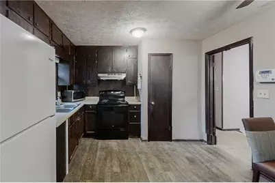 2284 Emerald Springs Drive, Decatur, GA 30035 - Photo 4