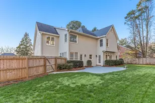 711 Chattahoochee Pl, Gainesville, GA 30506 - Photo 4