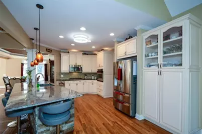 515 Hillcrest View Drive NE, Suwanee, GA 30024 - Photo 28