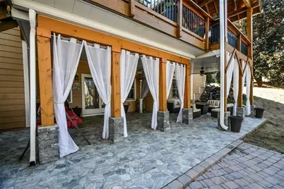 515 Hillcrest View Drive NE, Suwanee, GA 30024 - Photo 8