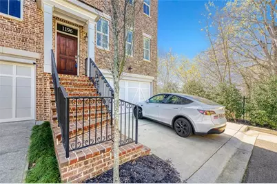 1196 John Collier Road #1196, Atlanta, GA 30318 - Photo 2