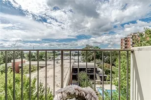 300 Johnson Ferry Rd, Atlanta, GA 30328 - Photo 28