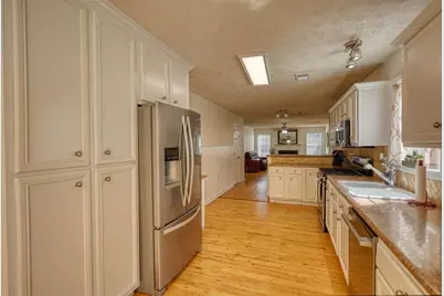 911 Parkplace, Loganville, GA 30052 - Photo 10