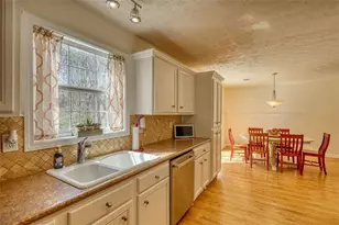 911 Parkplace, Loganville, GA 30052 - Photo 12