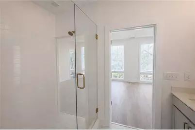 2640 N Mackintosh Court, Brookhaven, GA 30319 - Photo 10