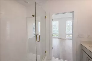 2640 N Mackintosh Ct, Brookhaven, GA 30319 - Photo 10