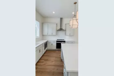 2640 N Mackintosh Court, Brookhaven, GA 30319 - Photo 4