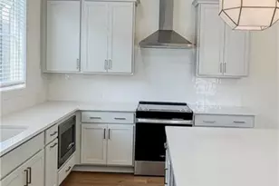 2640 N Mackintosh Ct, Brookhaven, GA 30319 - Photo 4