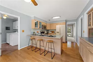 2648 Ravenoaks Pl, Marietta, GA 30062 - Photo 8