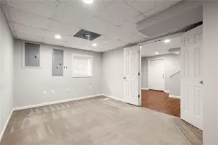 422 Afton Dr, Roswell, GA 30075 - Photo 30