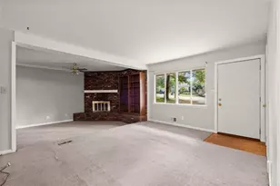 422 Afton Dr, Roswell, GA 30075 - Photo 2