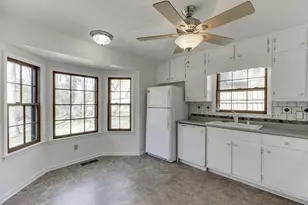 4271 Westminster Dr, Snellville, GA 30039 - Photo 18