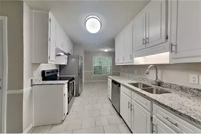 3013 Rockview Drive, Loganville, GA 30052 - Photo 4