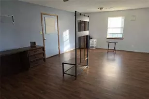 122 Dewberry Dr, Sylvester, GA 31791 - Photo 8