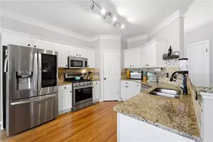 6036 Bateau Dr, Flowery Branch, GA 30542 - Photo 10
