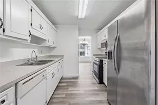 285 Chestnut Dr, Covington, GA 30016 - Photo 8