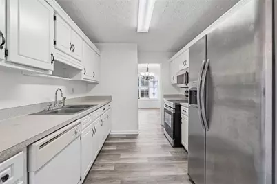 285 Chestnut Drive, Covington, GA 30016 - Photo 8