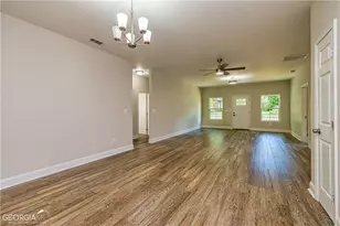 106 Maple St, Villa Rica, GA 30180 - Photo 8