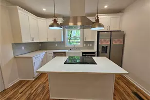 1497 Elizabeth Ln, East Point, GA 30344 - Photo 8