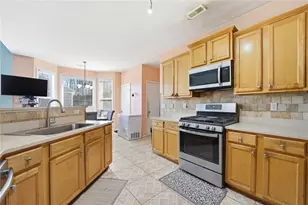 6703 Blantyre Blvd, Stone Mountain, GA 30087 - Photo 20