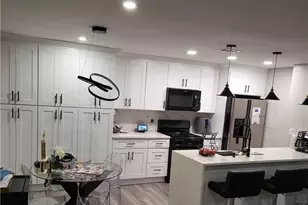 7036 Somerset Cir, Alpharetta, GA 30004 - Photo 4