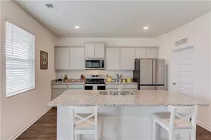 394 Murray Ln, Hoschton, GA 30548 - Photo 10