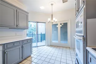 28316 Plantation Dr NE, Atlanta, GA 30324 - Photo 10