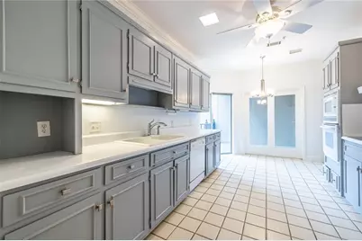 28316 Plantation Drive NE, Atlanta, GA 30324 - Photo 8