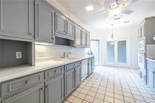 28316 Plantation Dr NE, Atlanta, GA 30324 - Photo 8