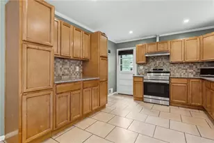 2985 Dodson Dr, East Point, GA 30344 - Photo 12