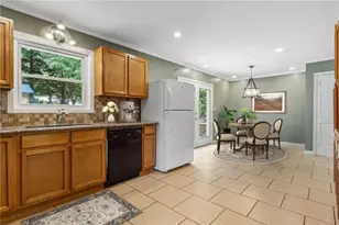 2985 Dodson Dr, East Point, GA 30344 - Photo 8