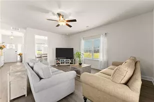 245 Magnolia Villas Dr, Cornelia, GA 30531 - Photo 10