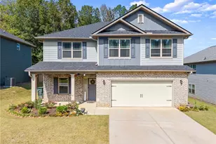 245 Magnolia Villas Dr, Cornelia, GA 30531 - Photo 1