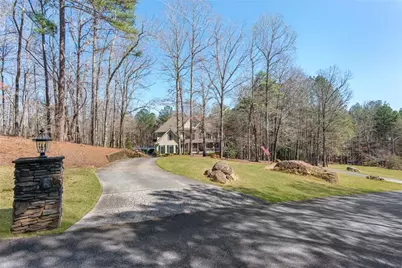 10 Clydesdale Trail, White, GA 30184 - Photo 2