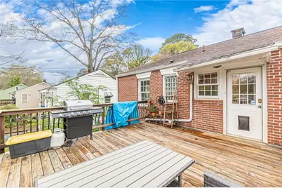 1324 E Forrest Avenue, East Point, GA 30344 - Photo 16