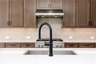 713 Keystone Dr, Woodstock, GA 30188 - Photo 10